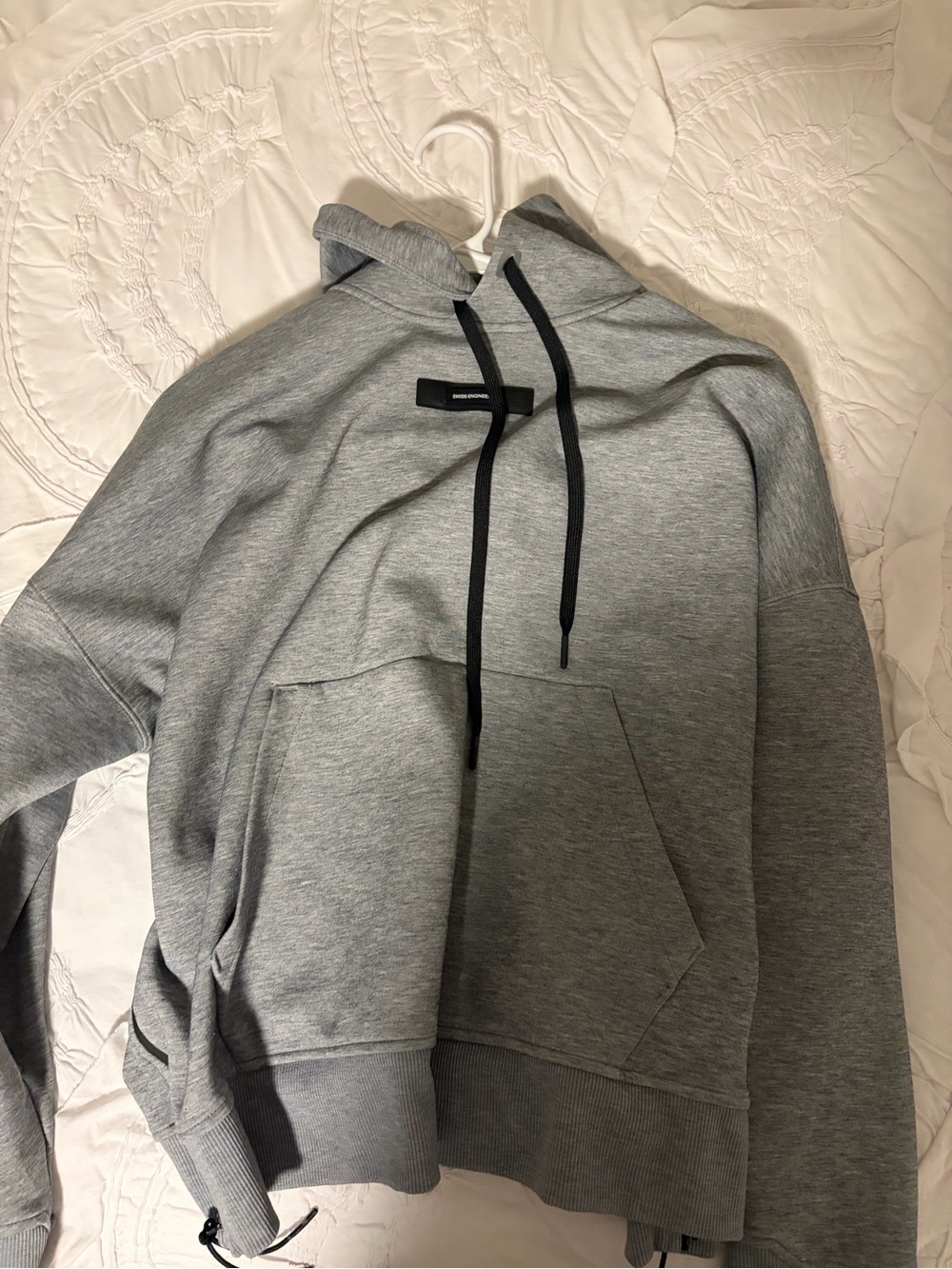 Women ON Focus Tech Hoodie - Picture 5 of 5
